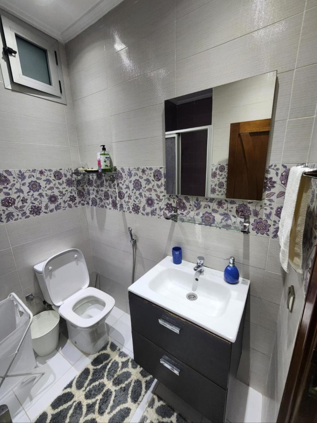 公寓 Spacious In The Heart Of With 2 Living Rooms, 2 Bedrooms King Size Beds, 2 Baths, 2 Patios 丹吉尔