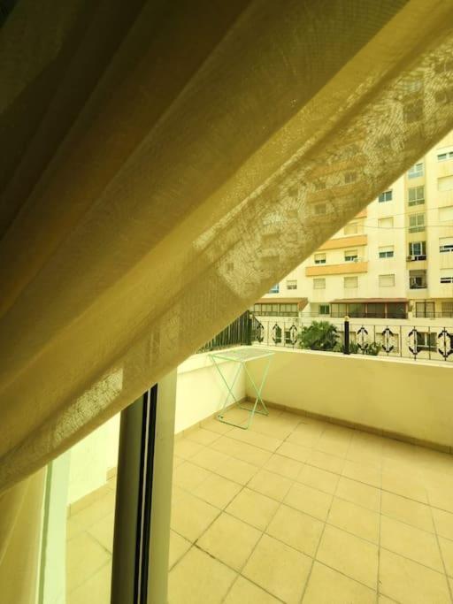 Spacious In The Heart Of With 2 Living Rooms, 2 Bedrooms King Size Beds, 2 Baths, 2 Patios