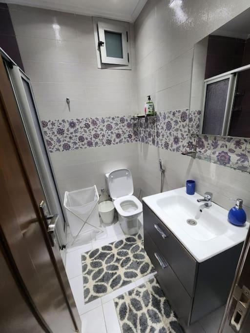 Spacious In The Heart Of With 2 Living Rooms, 2 Bedrooms King Size Beds, 2 Baths, 2 Patios 丹吉尔