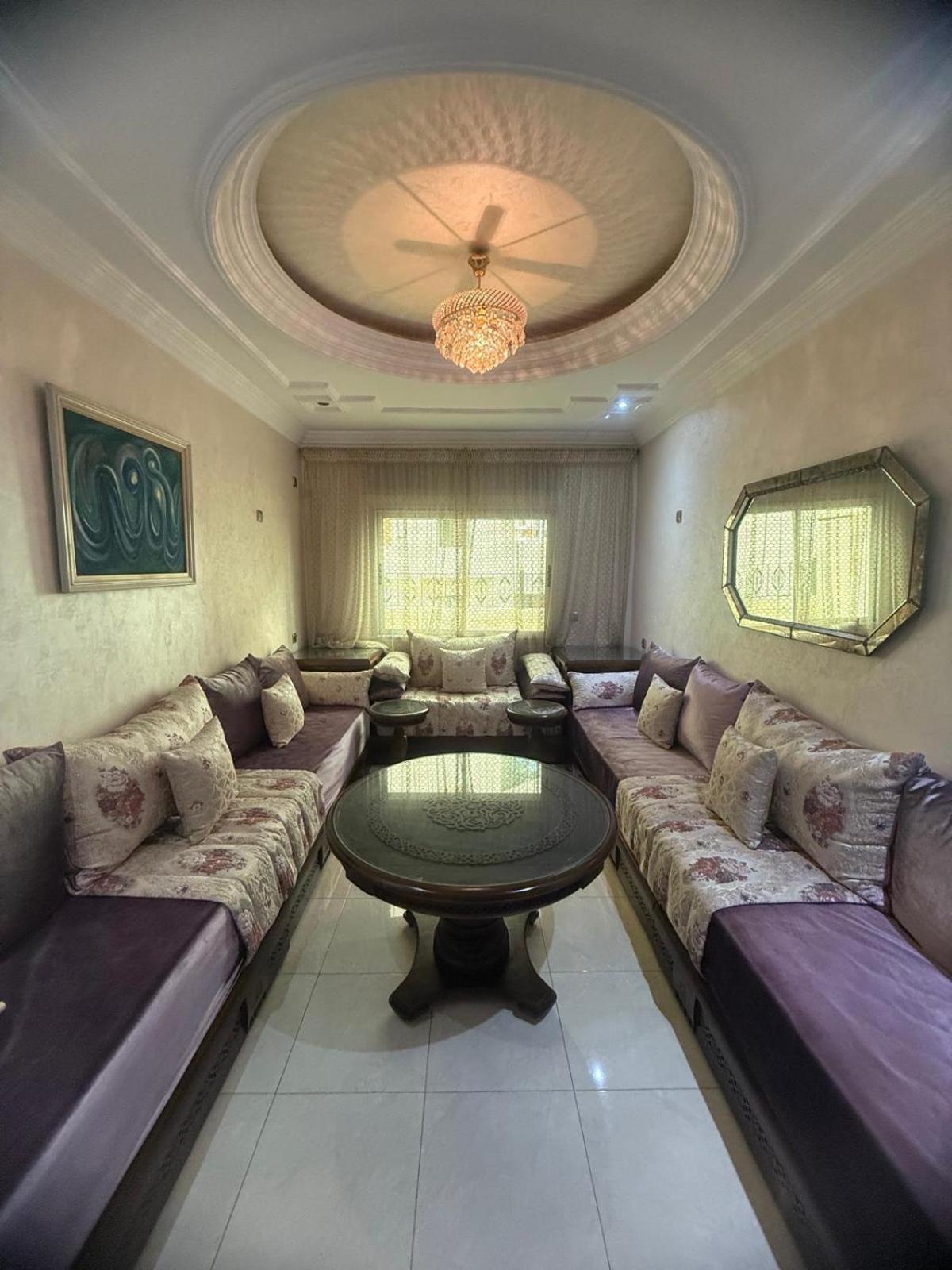 Spacious In The Heart Of With 2 Living Rooms, 2 Bedrooms King Size Beds, 2 Baths, 2 Patios 丹吉尔