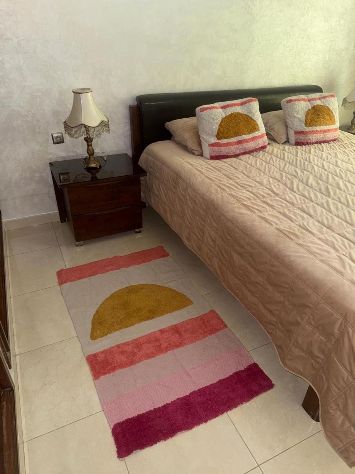 Spacious In The Heart Of With 2 Living Rooms, 2 Bedrooms King Size Beds, 2 Baths, 2 Patios 公寓 丹吉尔