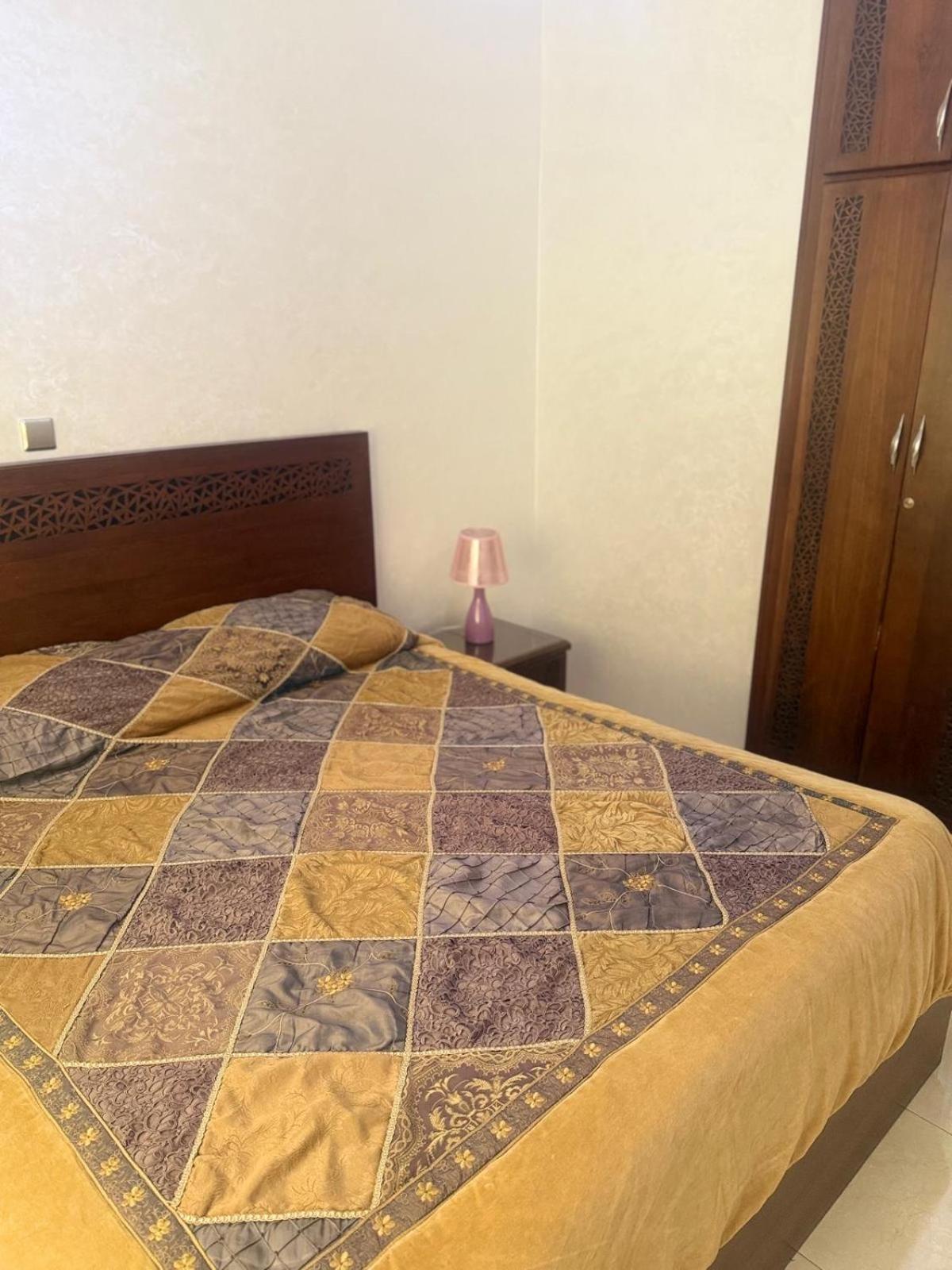 Spacious In The Heart Of With 2 Living Rooms, 2 Bedrooms King Size Beds, 2 Baths, 2 Patios 公寓